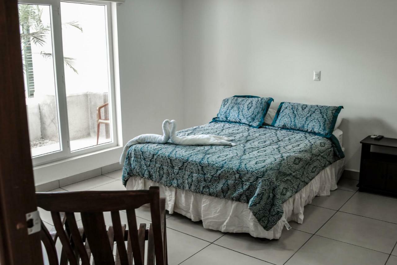 Apartamentos Vistas De Santo Domingo 마나과 외부 사진
