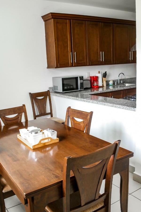 Apartamentos Vistas De Santo Domingo 마나과 외부 사진