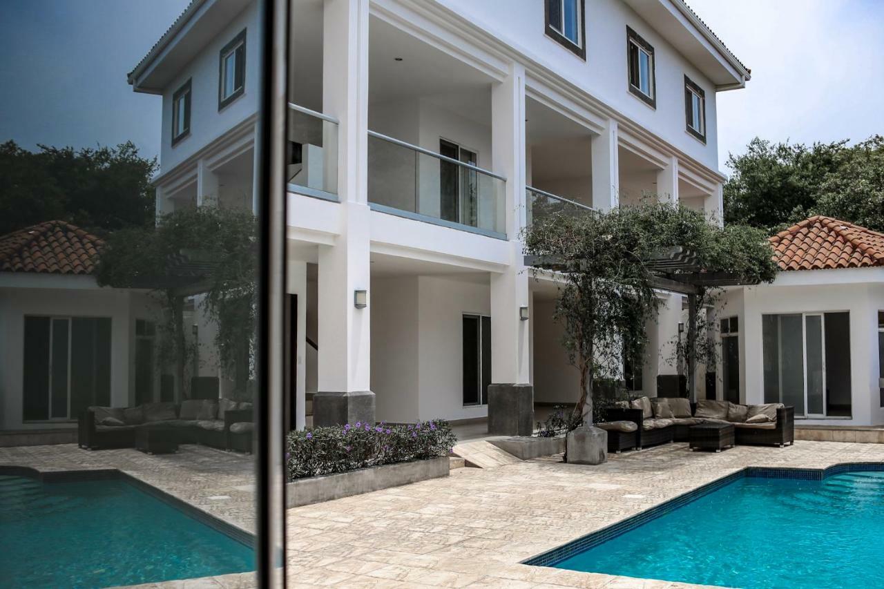 Apartamentos Vistas De Santo Domingo 마나과 외부 사진