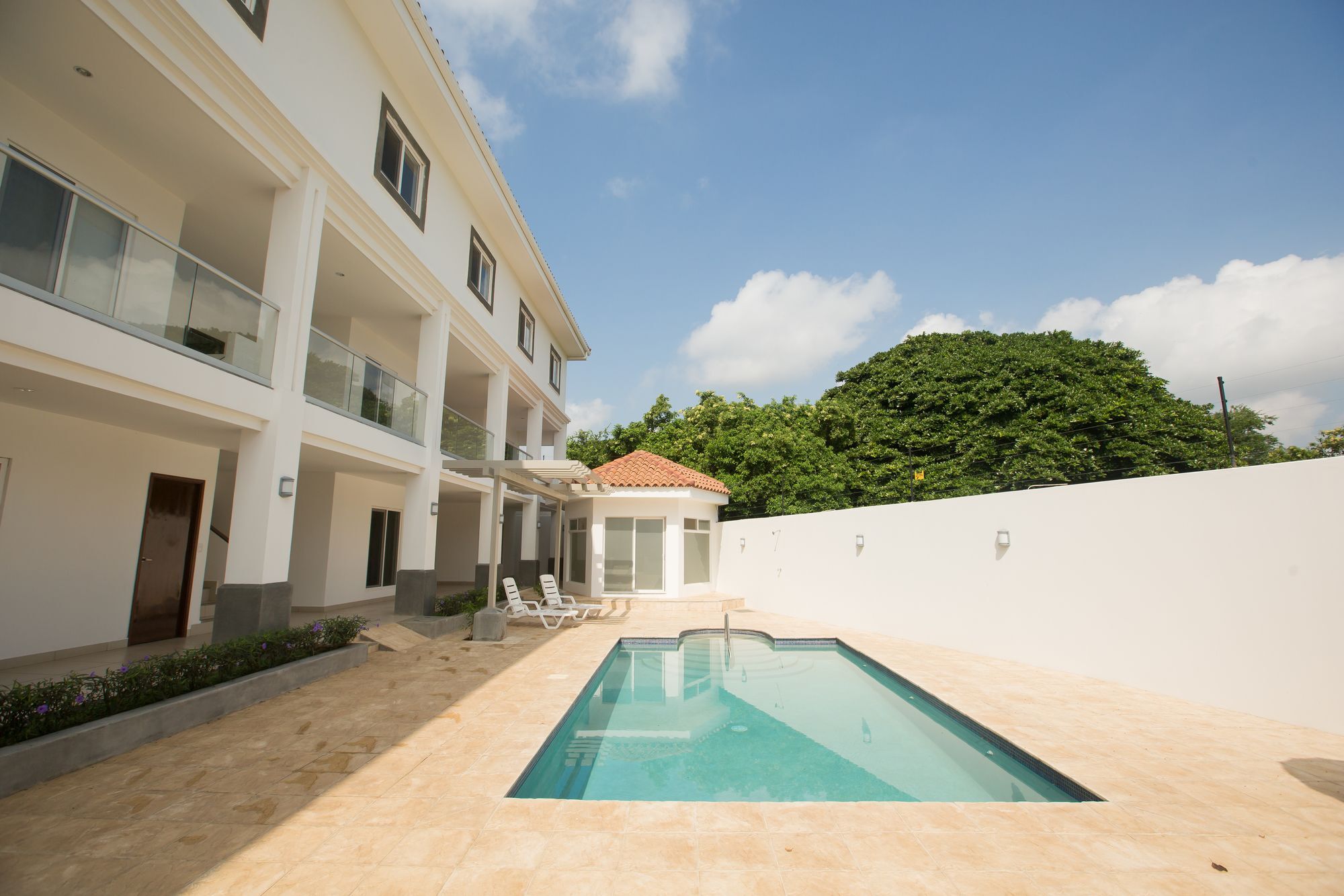 Apartamentos Vistas De Santo Domingo 마나과 외부 사진