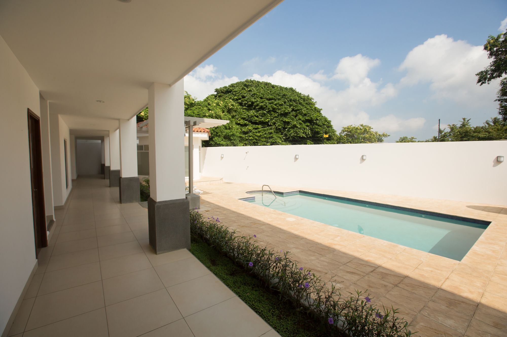 Apartamentos Vistas De Santo Domingo 마나과 외부 사진